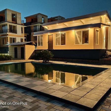 Royal Meadows Igatpuri 2Bhk Poolside Villa Exteriér fotografie
